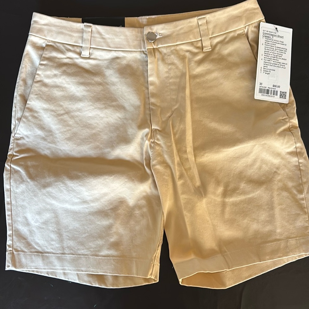 Lululemon Commission Short Classic 7”, size 30, khakis
